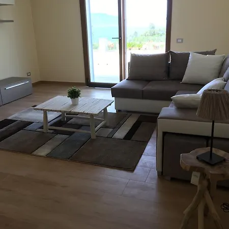 Perla Di San Cataldo Apartment